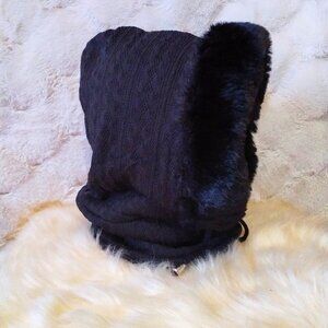 4/20 Faux Fur Trim Knit Hat and Neck Cover